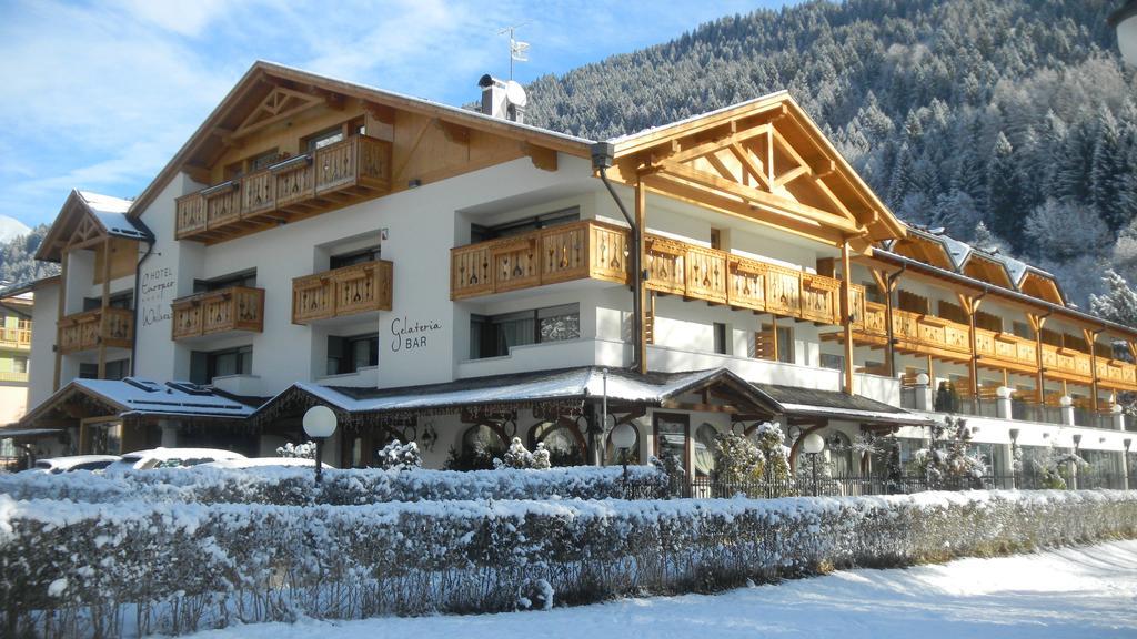 Hotel Europeo Alpine Charme & Wellness Pinzolo Exteriör bild